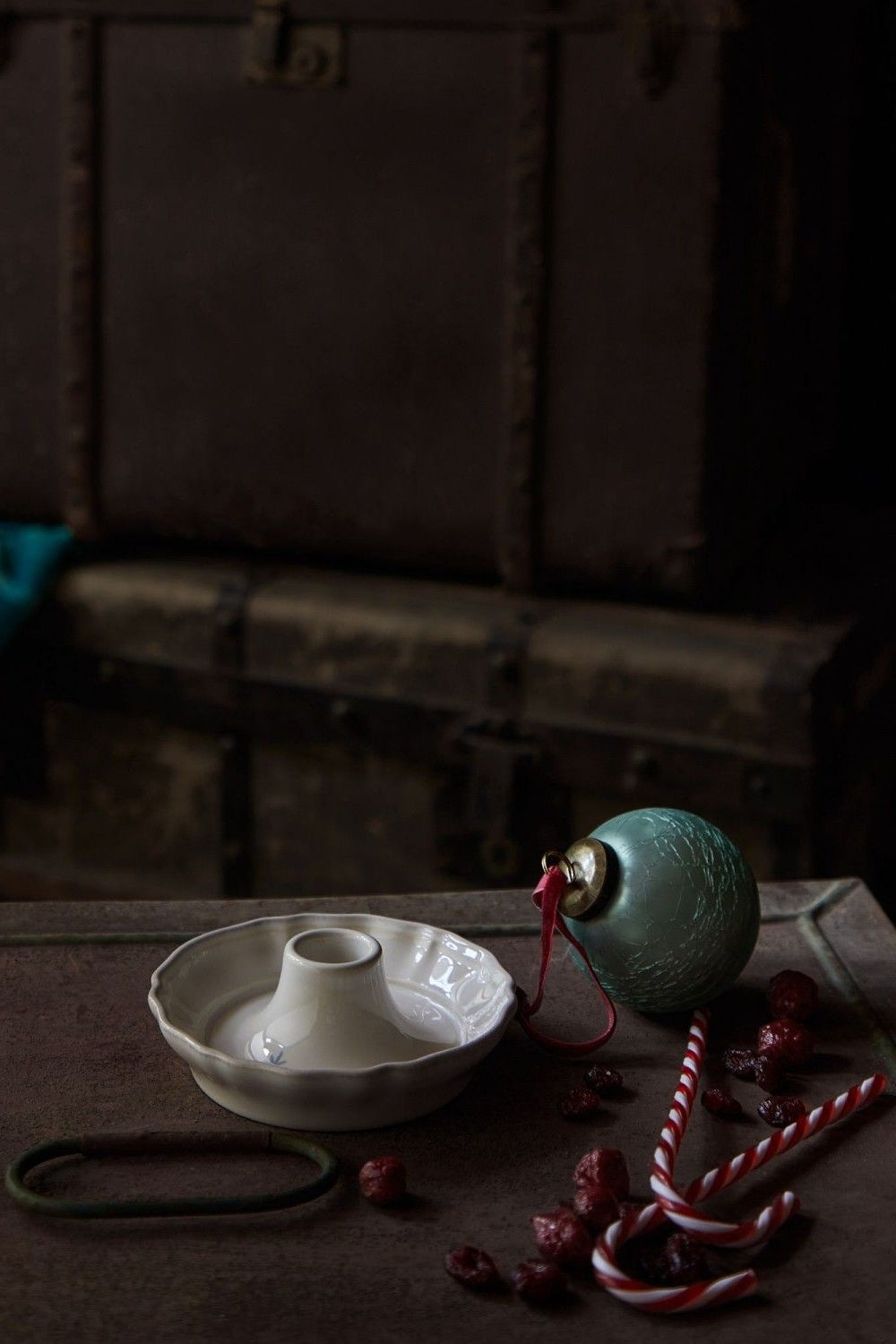 Ruffled Candle Holder