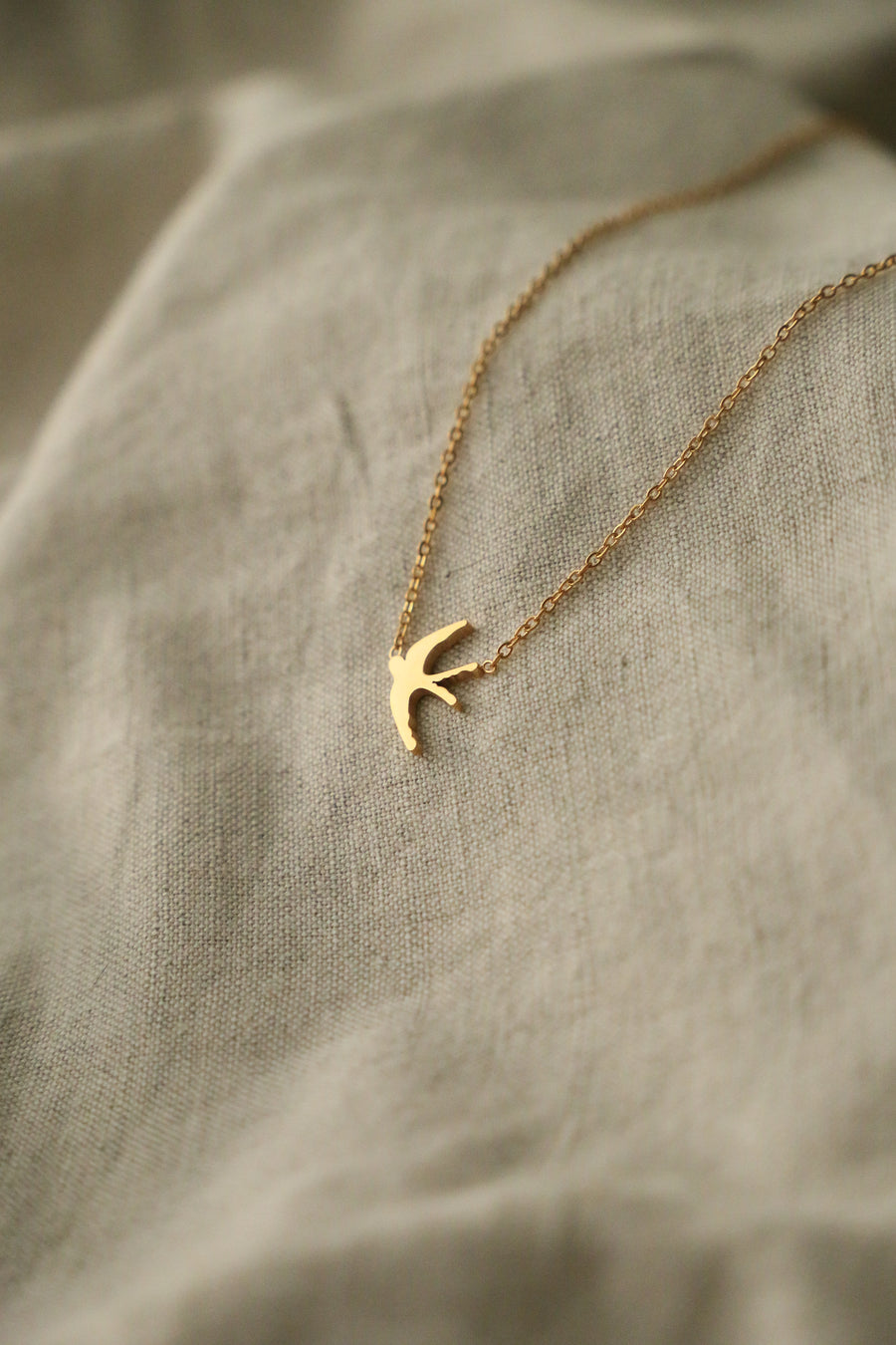 Andorinha Necklace