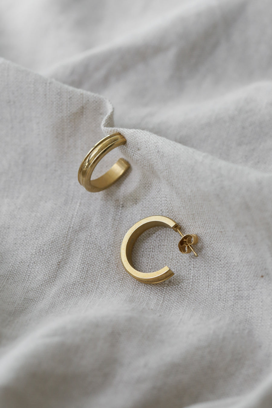 Scarlett Hoops