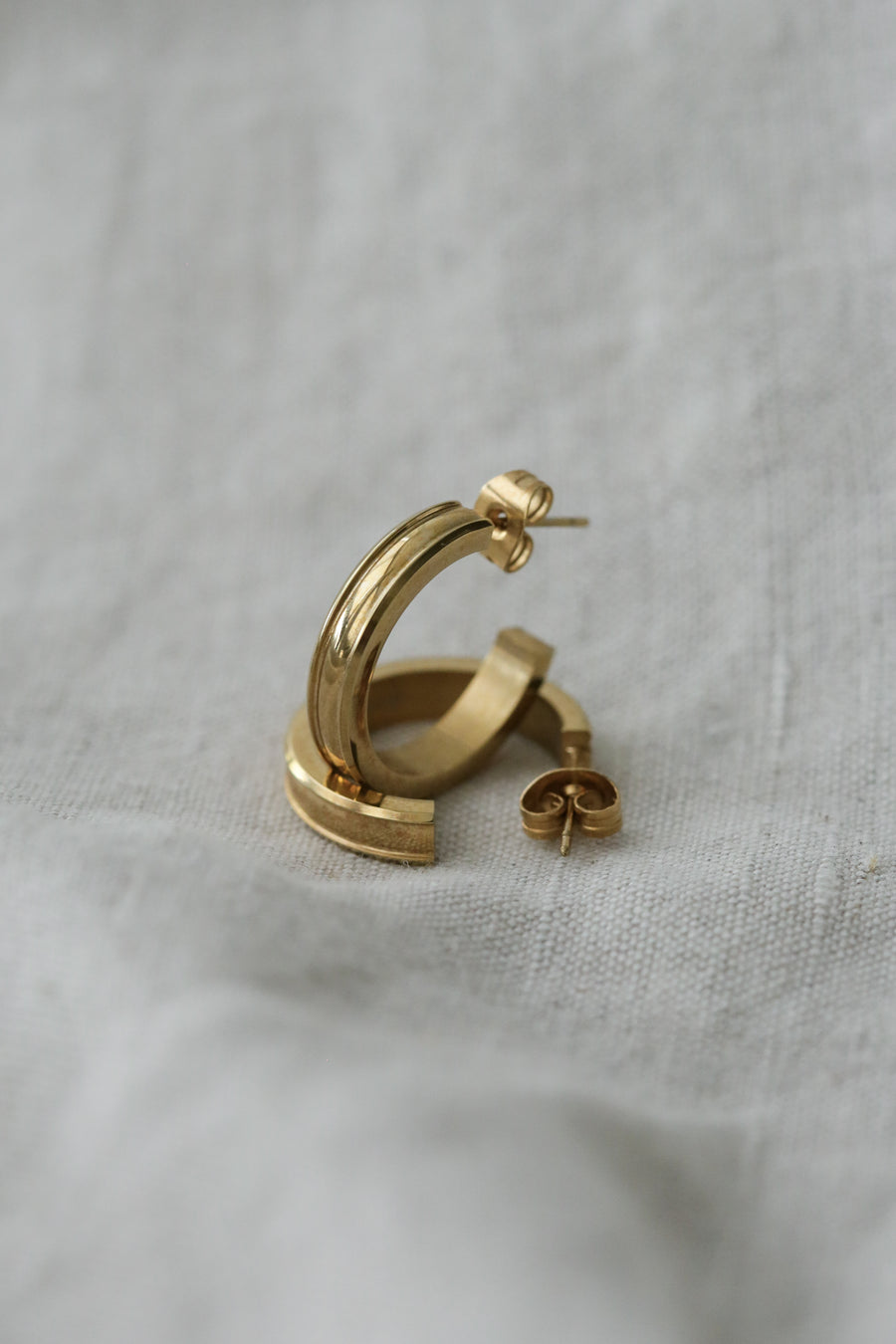 Scarlett Hoops