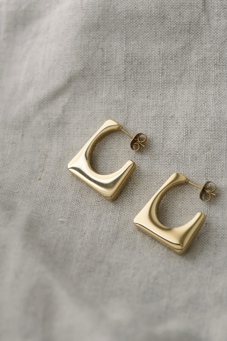 Sleek Hoops