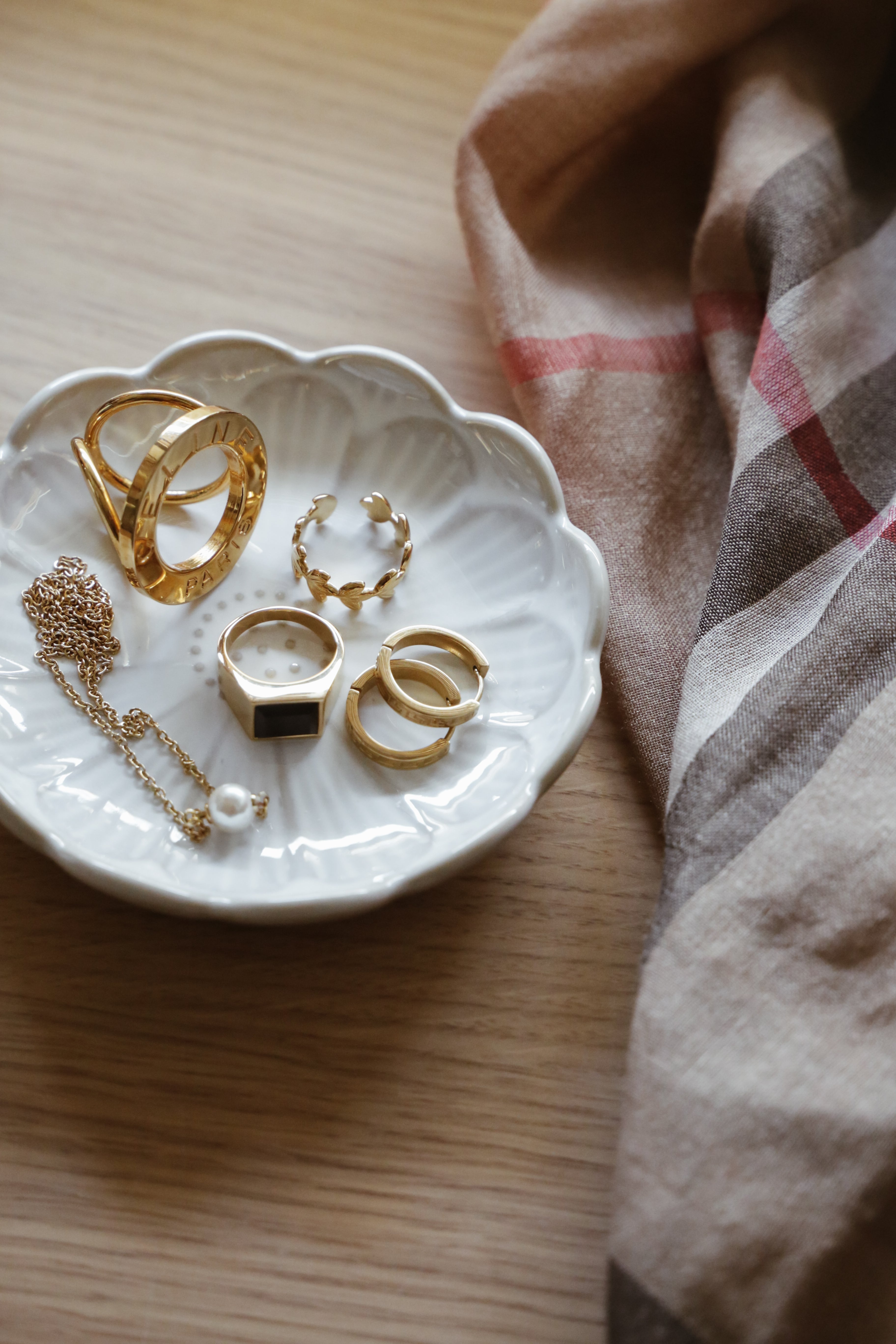 Ceramic Flower Plate