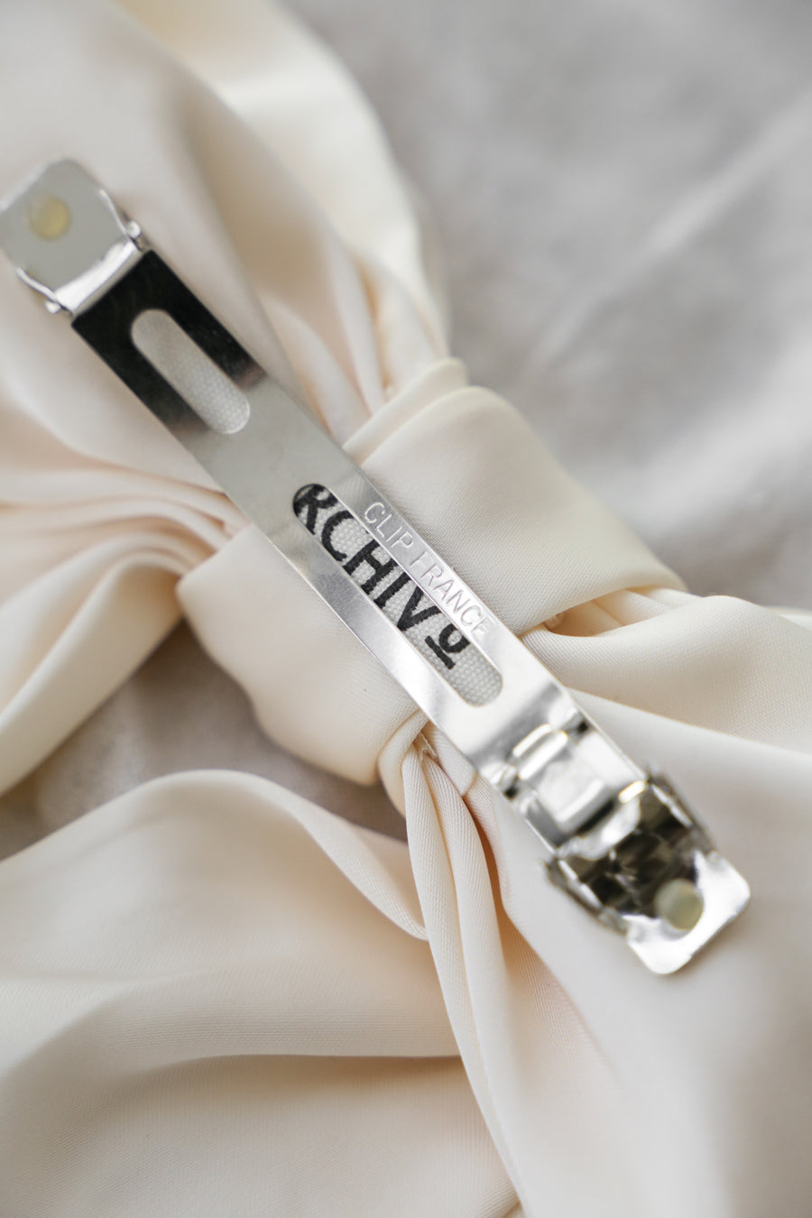 Loulou Bow Barrette - Cream