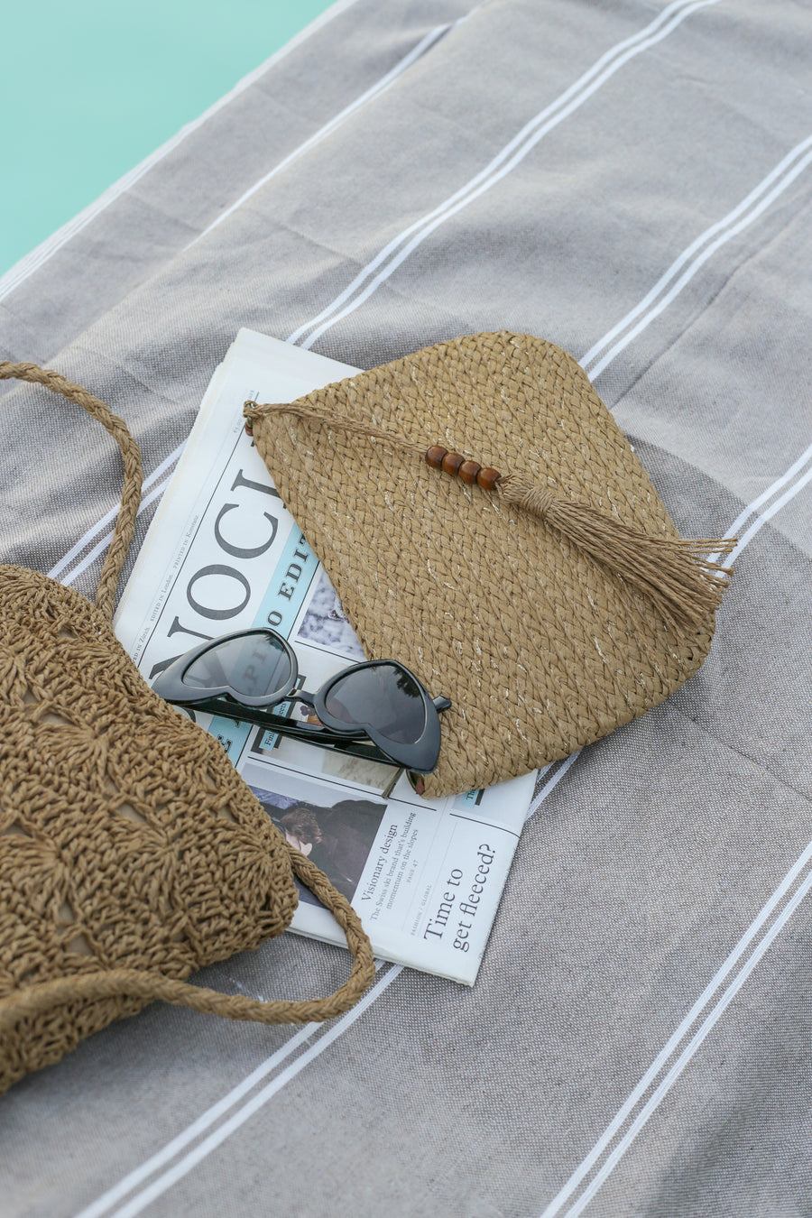 Coquillage Raffia Clutch - Caramel
