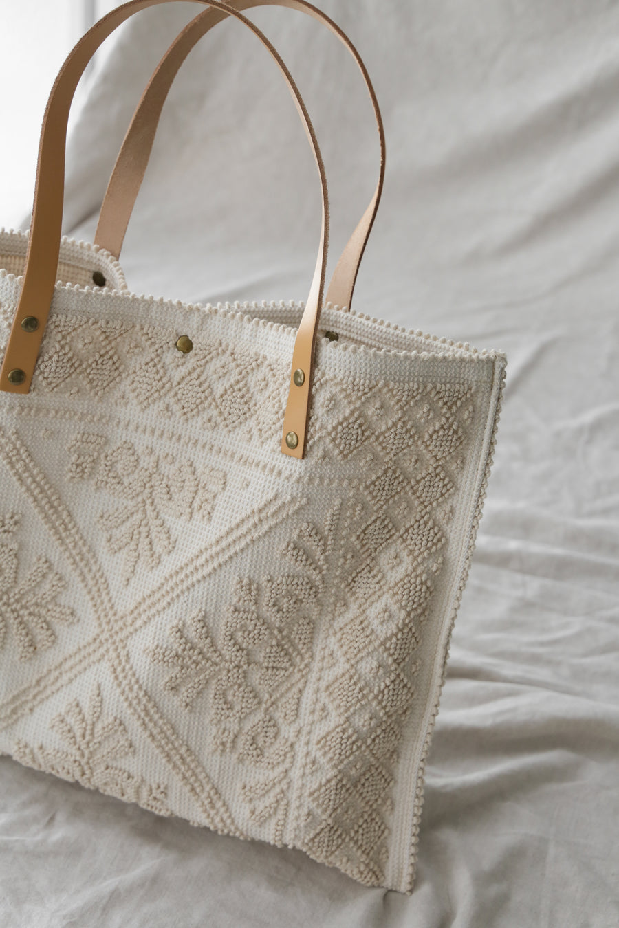 Alma Tapestry Bag - Beige