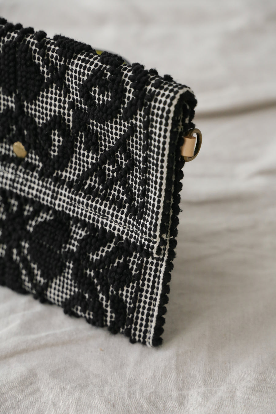 Alma Clutch - Black