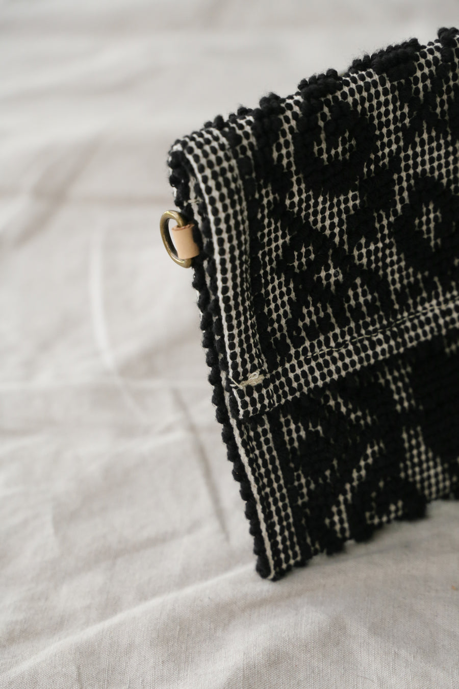 Alma Clutch - Black
