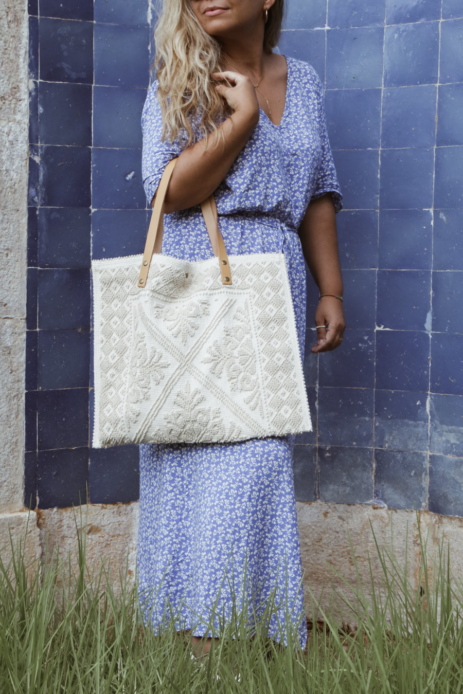 Alma Tapestry Bag - Beige