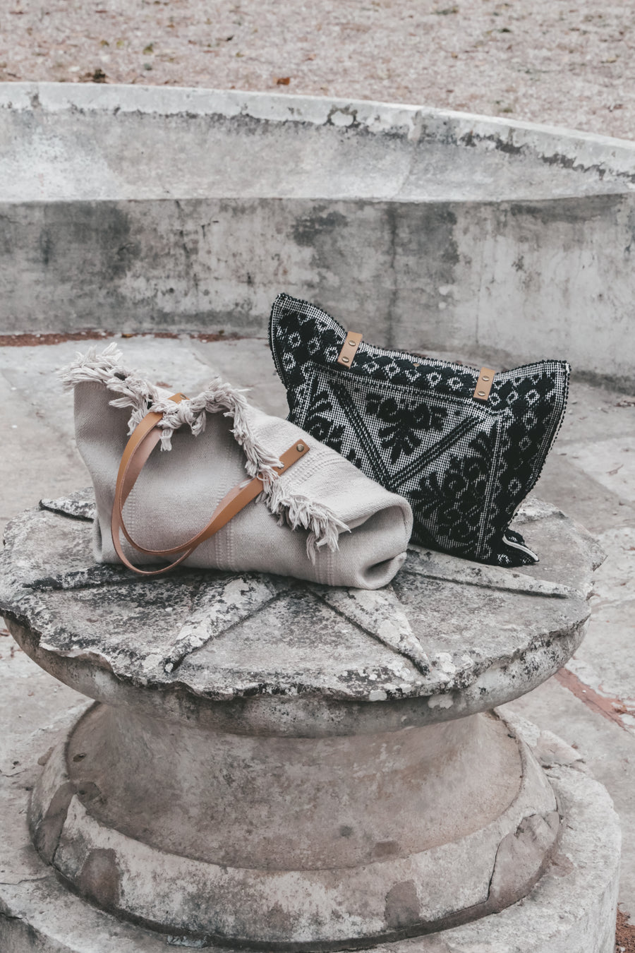 Farrow Bag - Taupe