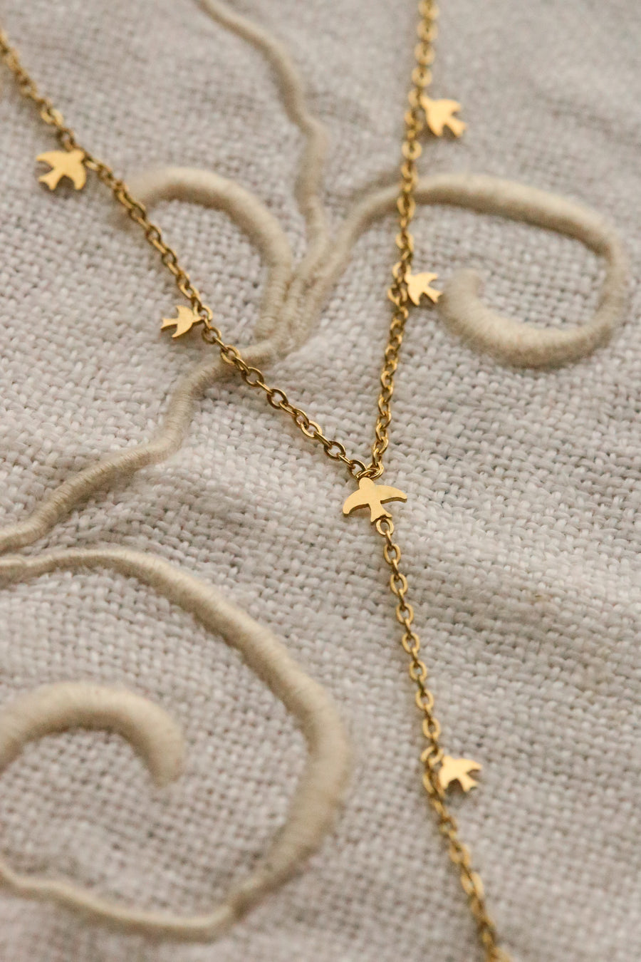 Andorinhas Lariat Necklace