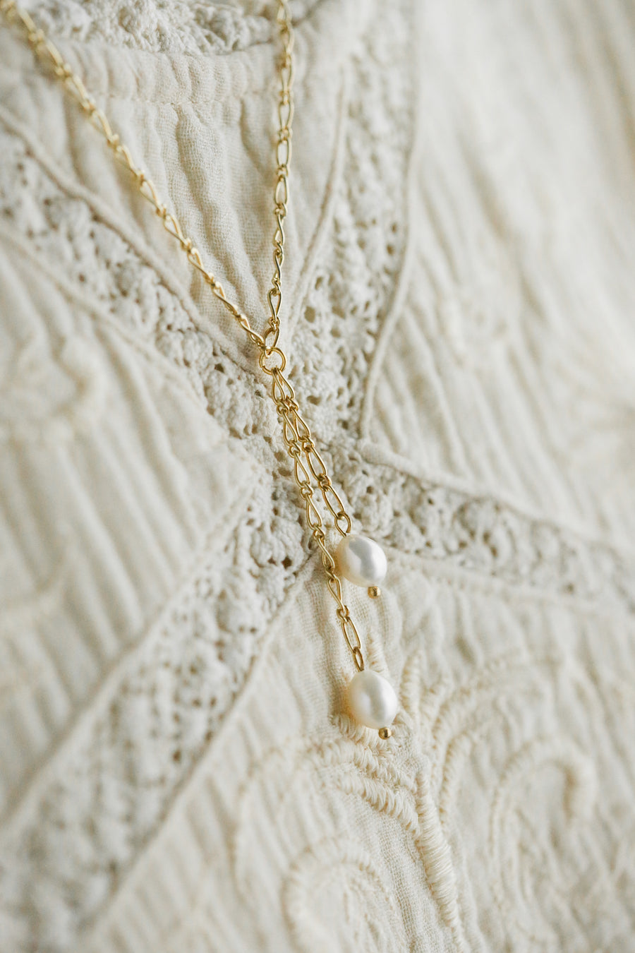 Vintage Aurora Pearls Set - Necklace & Bracelet