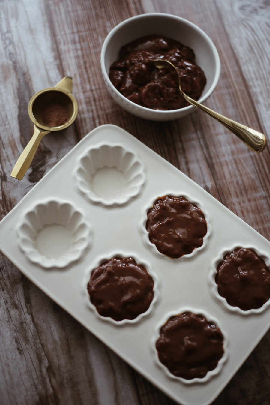 Stoneware Muffin Tray