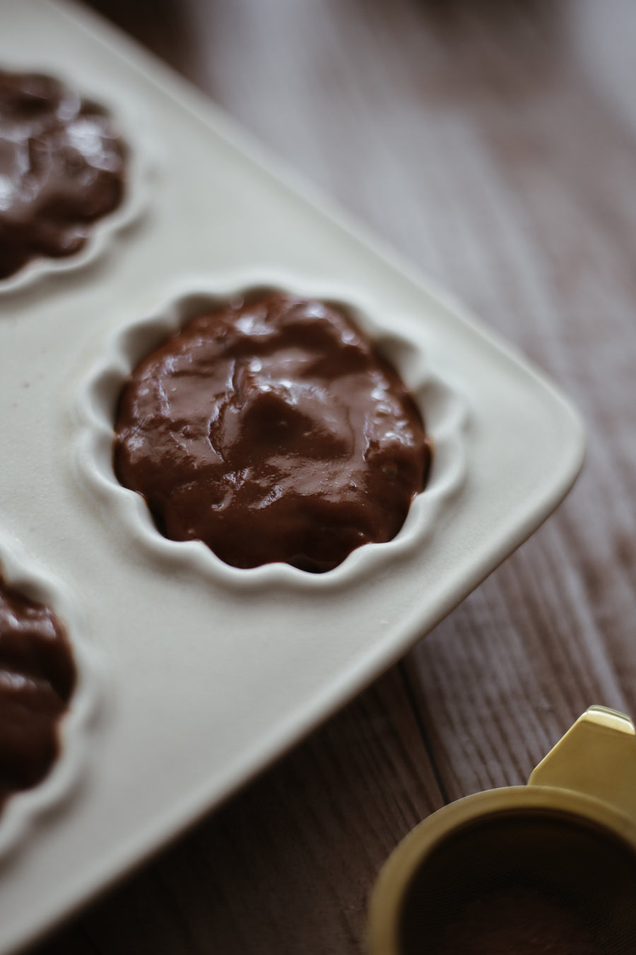 Stoneware Muffin Tray