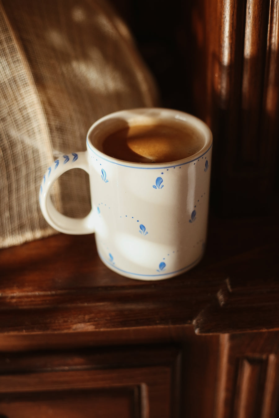 Vintage Hand Painted Leaf Mug