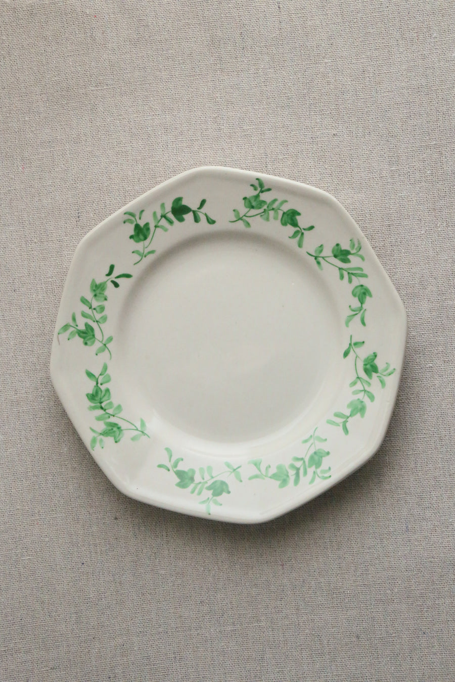 Vine Vintage Plate