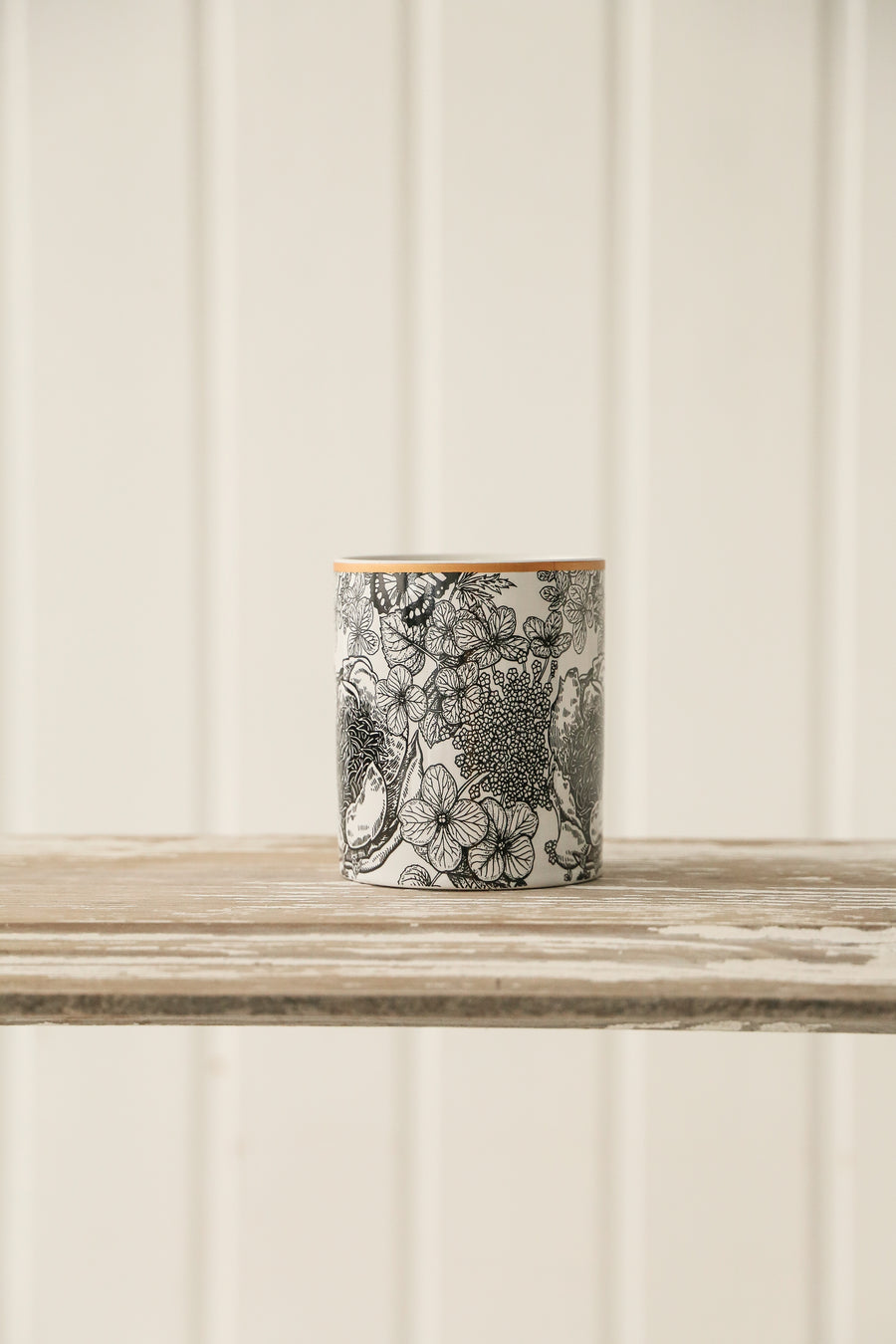 Amber Ceramic Candle