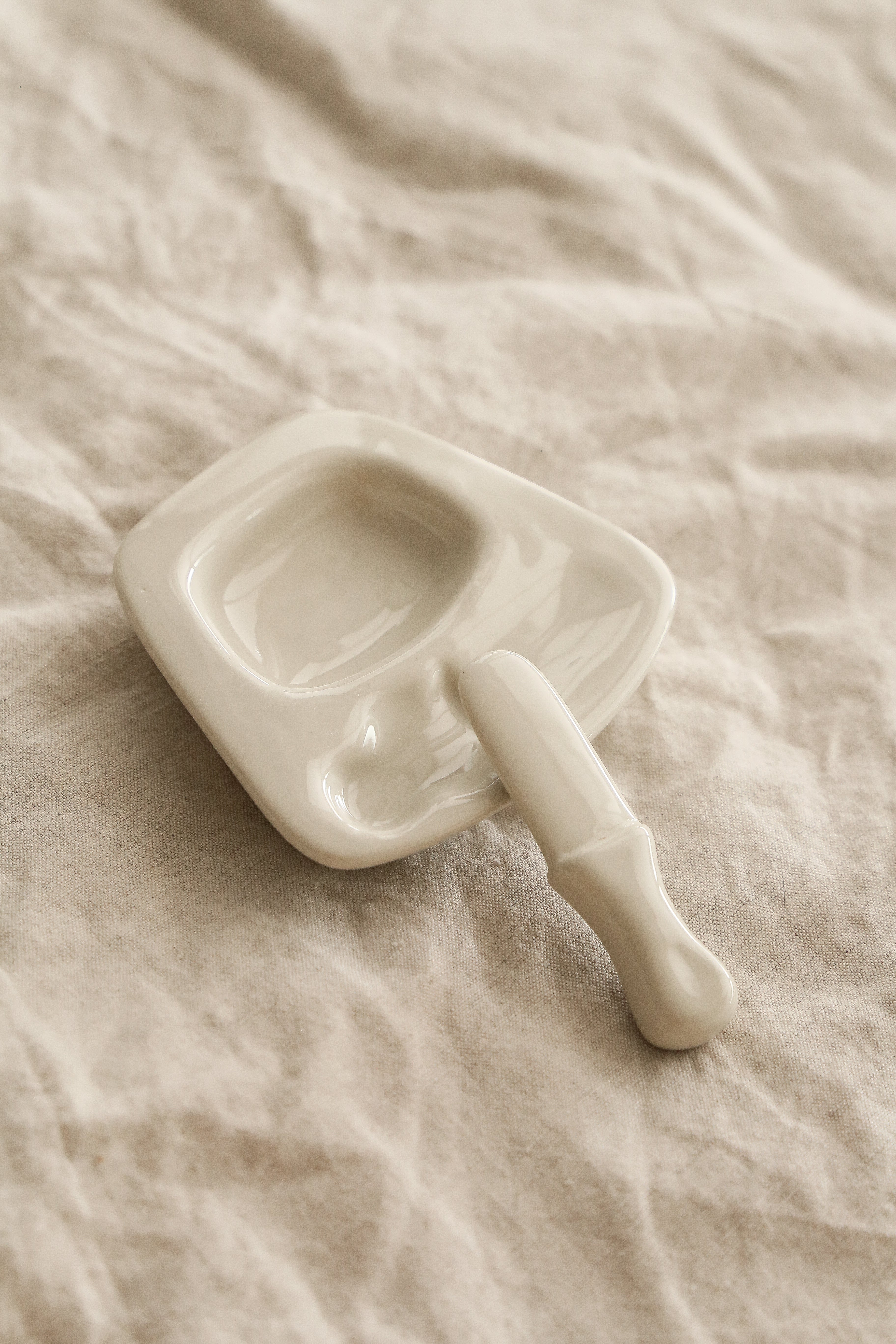 Vintage butter Dish & Knife Set