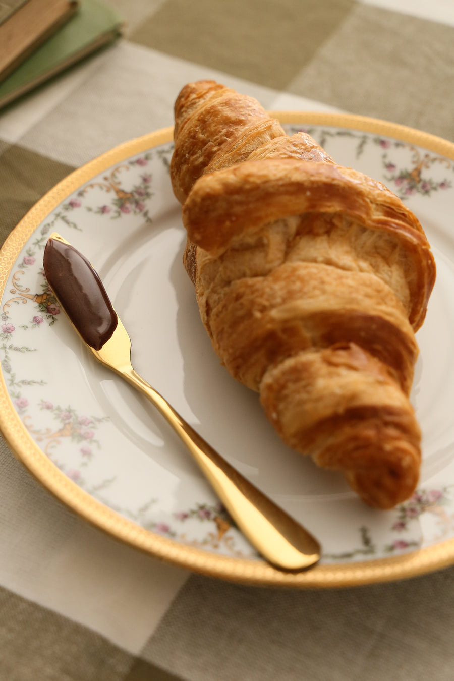 Gold Spreading Knife