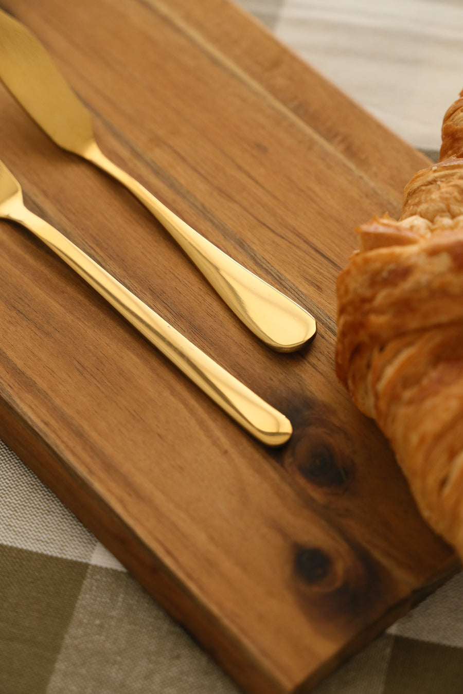 Gold Spreading Knife