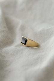 Sombre Ring