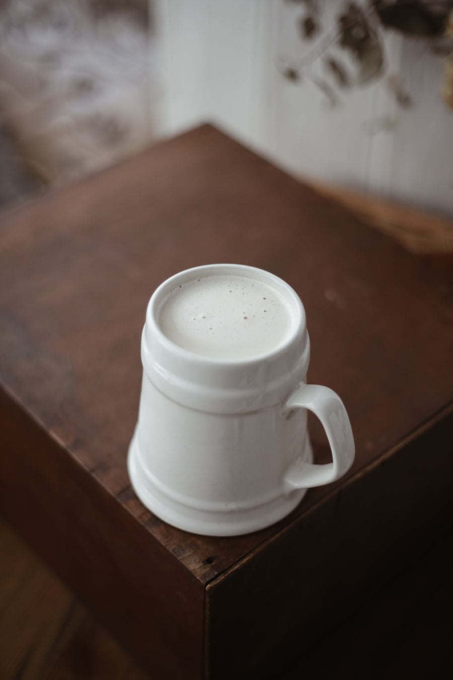 Vintage Classical Cottage Mug
