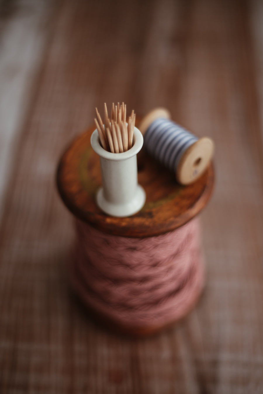 Vintage Porcelain Picks Holder