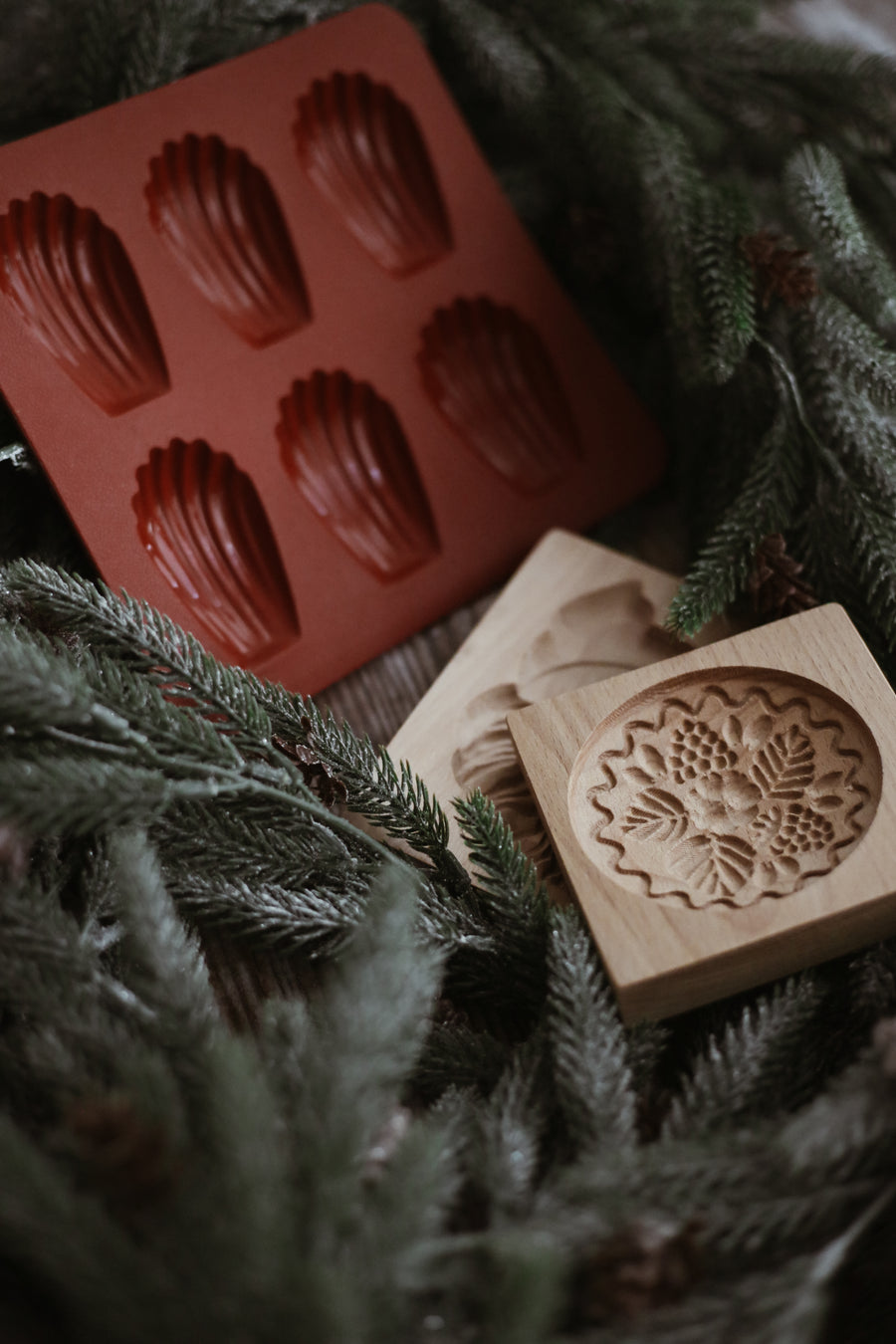 Wood Cookie Mold - Winter Flowers